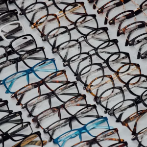 Screen-Protection Eyewear